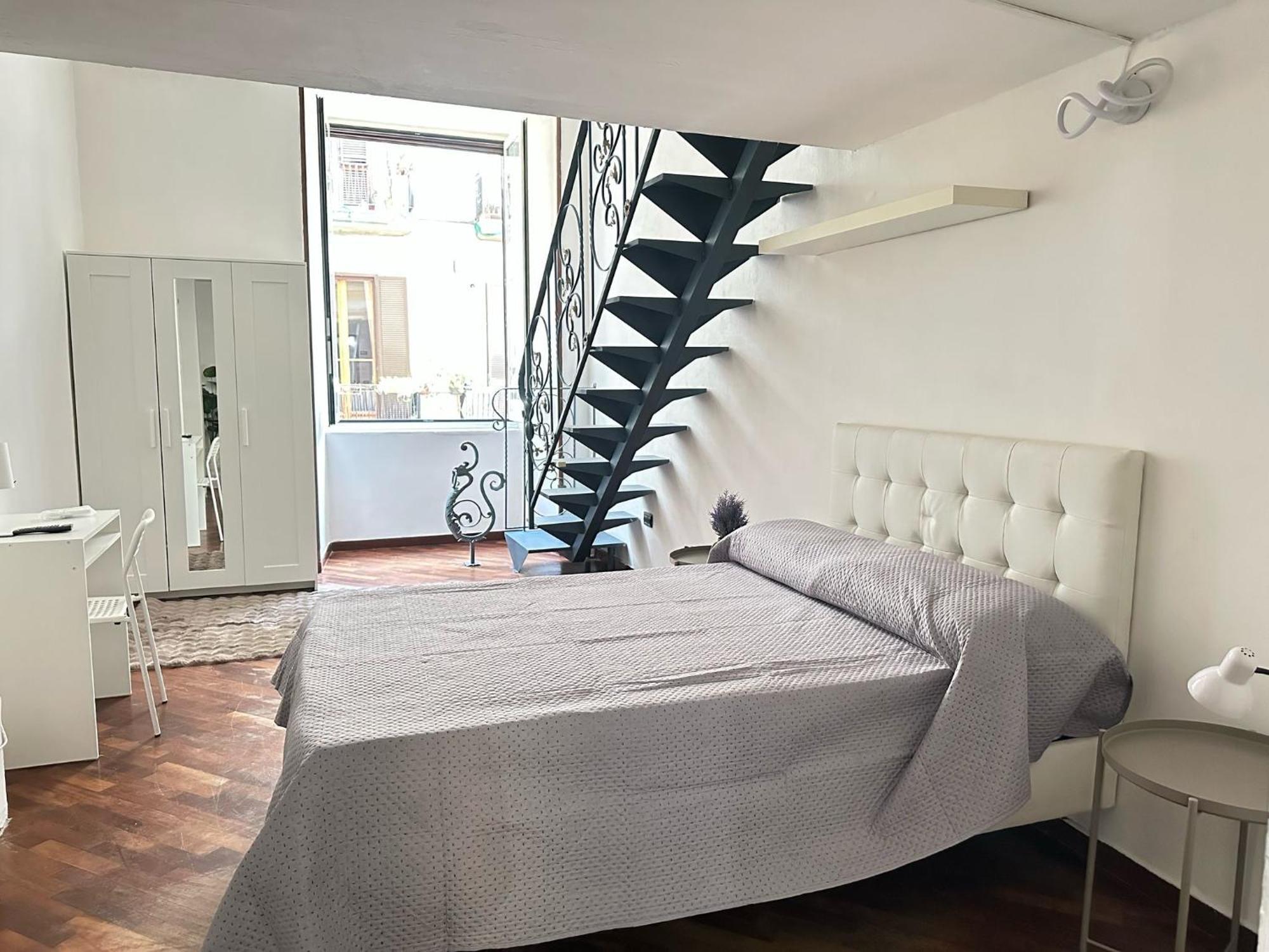 La Casa Di Linda Napels