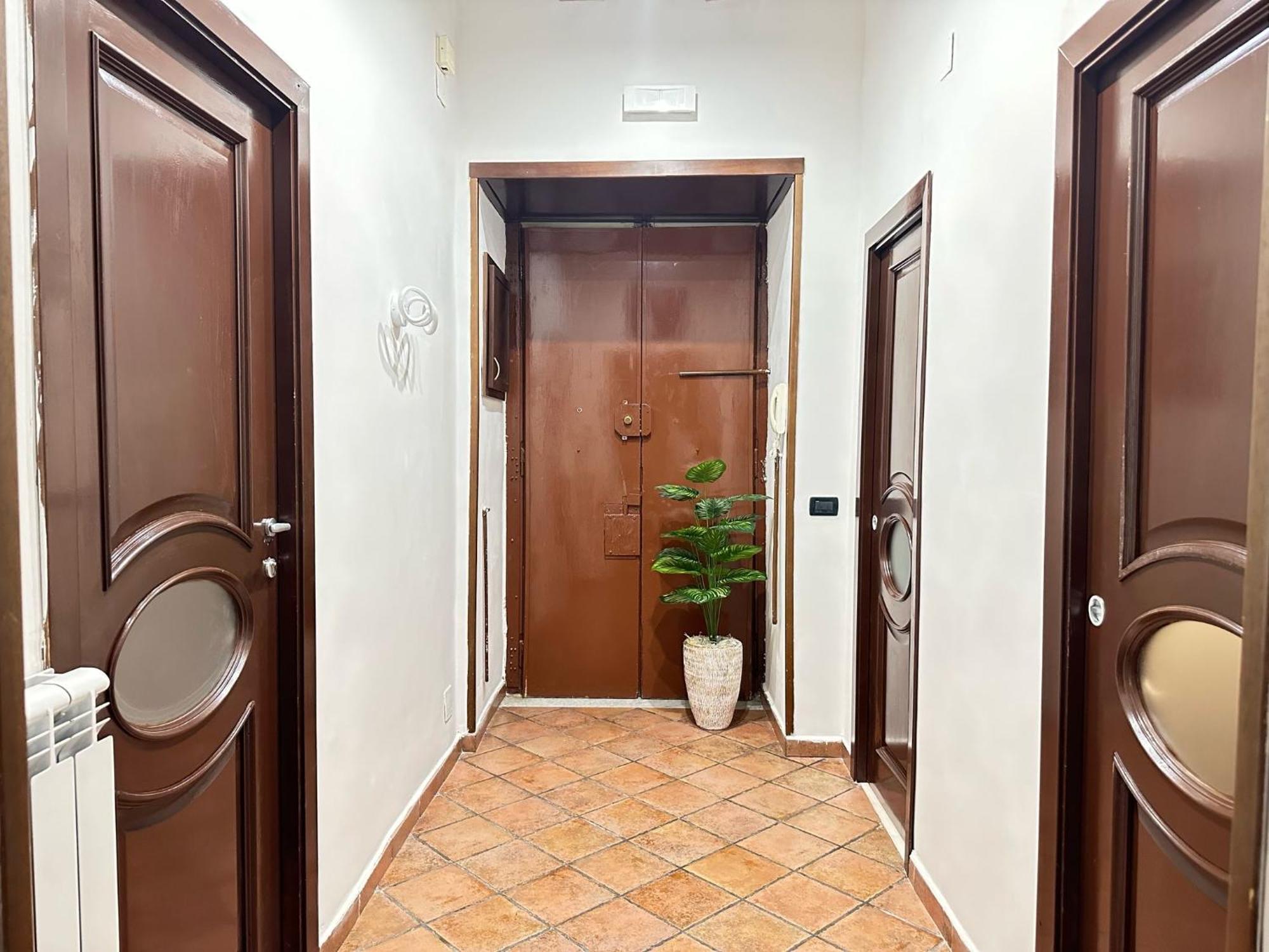La Casa Di Linda Napels